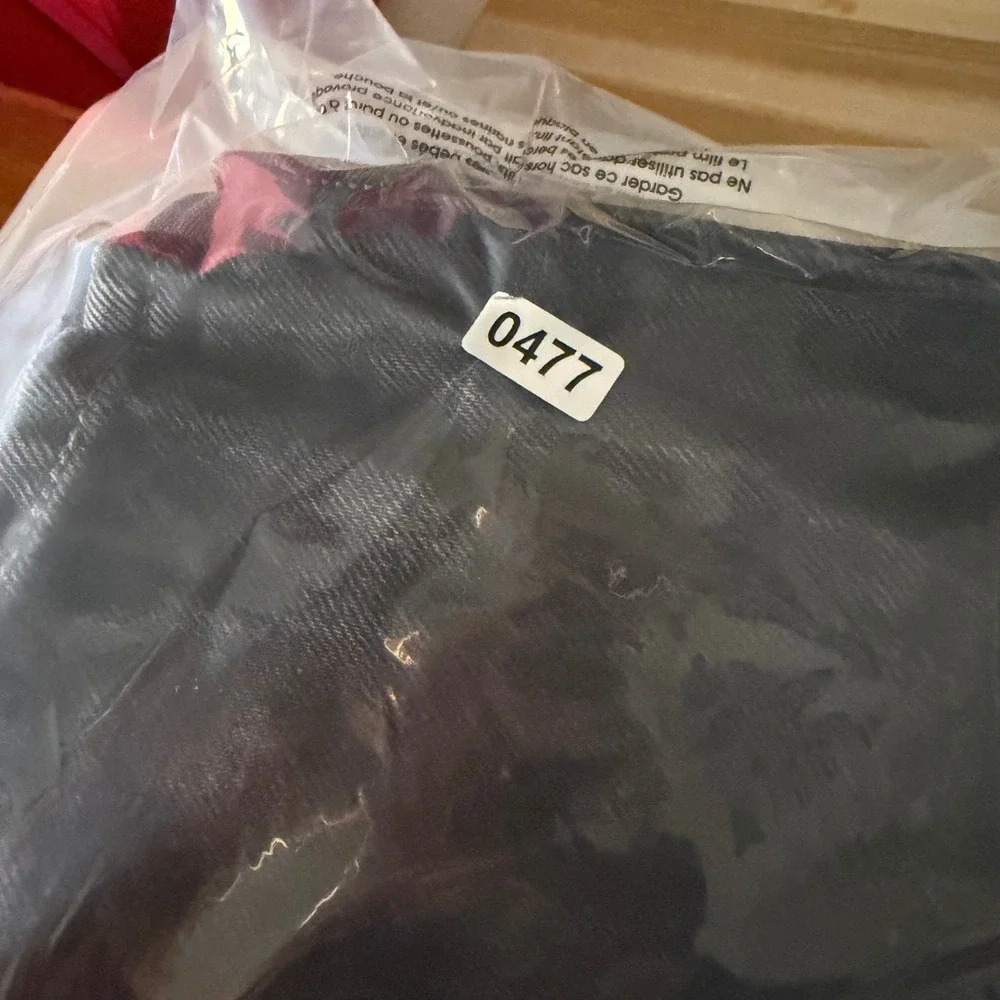 Levis tagged 34x32
